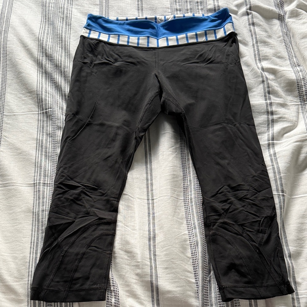 Lululemon Black and Blue Women's Align Leggings